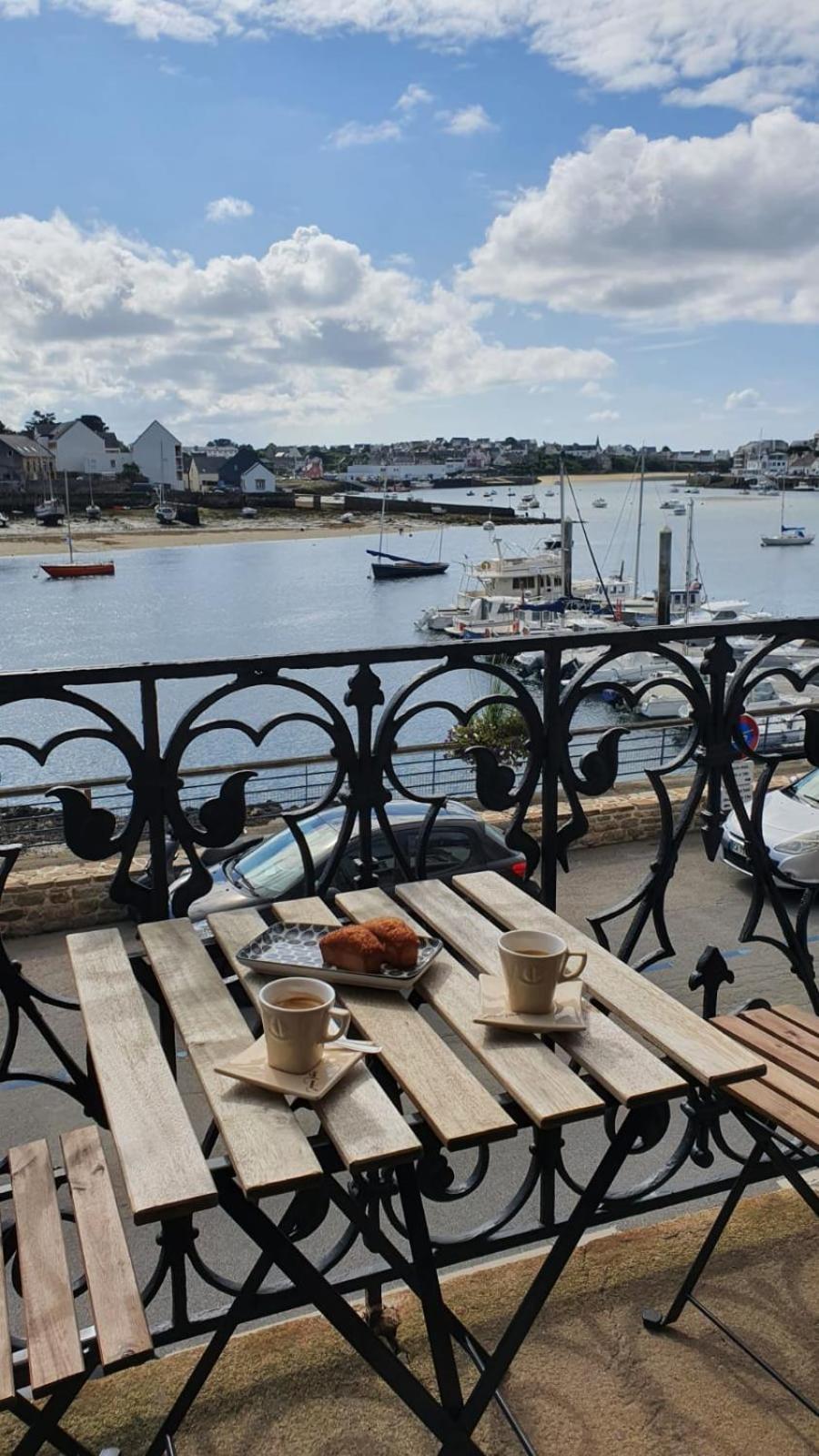 Anatoline Audierne Appart'Hotel Vue Mer - Sea & Harbor Stay Exterior photo