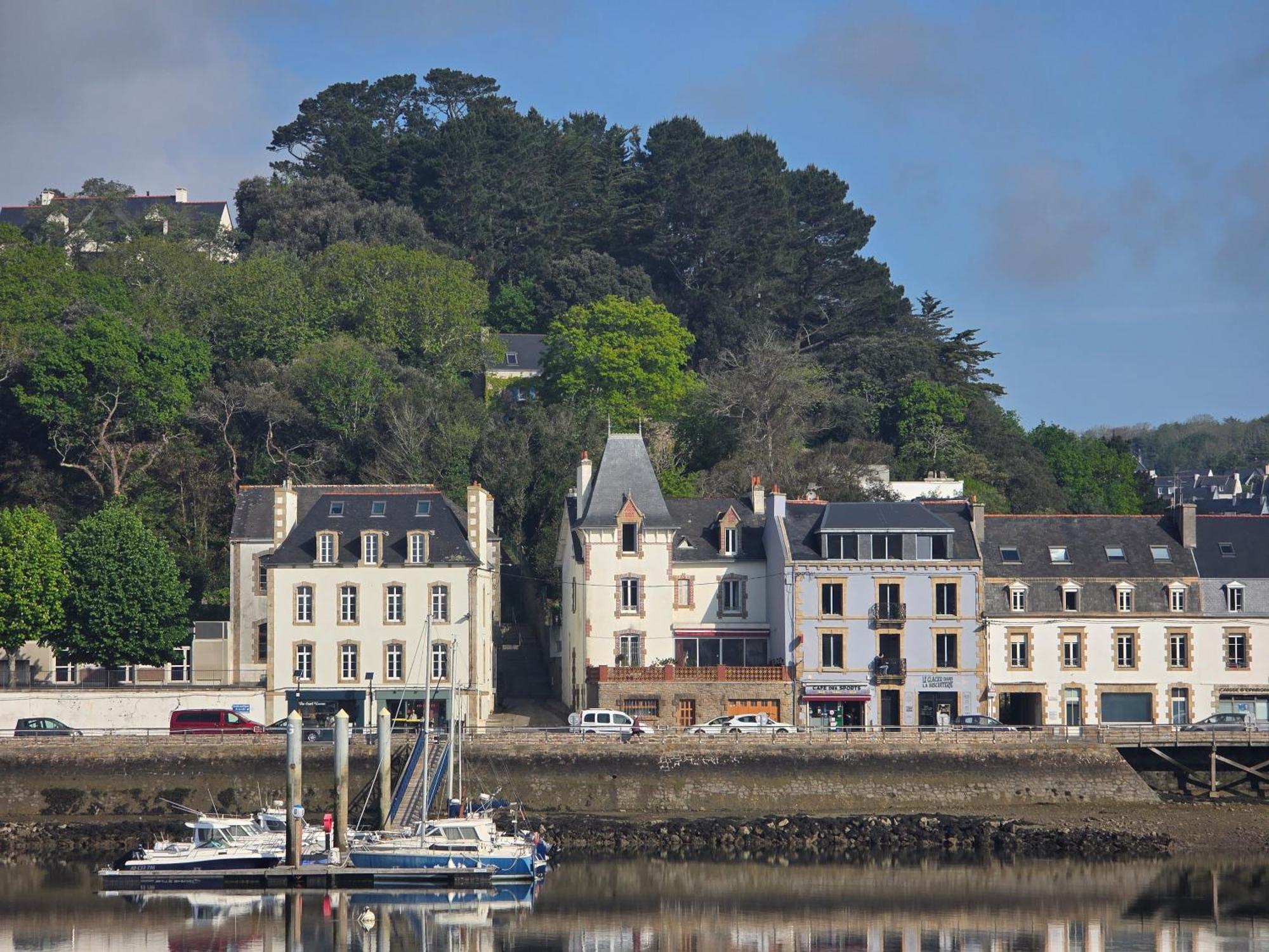 Anatoline Audierne Appart'Hotel Vue Mer - Sea & Harbor Stay Exterior photo